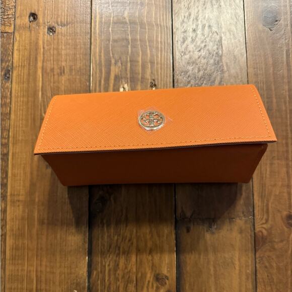 NEW Tory Burch Kira Quilted Geometric Sunglasses Black Gold — TY7189U - Picture 10 of 14